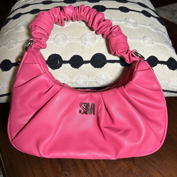Steve Madden Handbags - Steve Madden BCorrine fuschia faux leather Small Purse